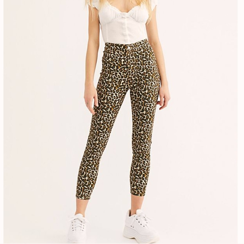Free People Leopard | Belle Printed Skinny Pants